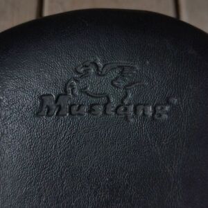 Mustang Black Leather Seat & Solo Seat